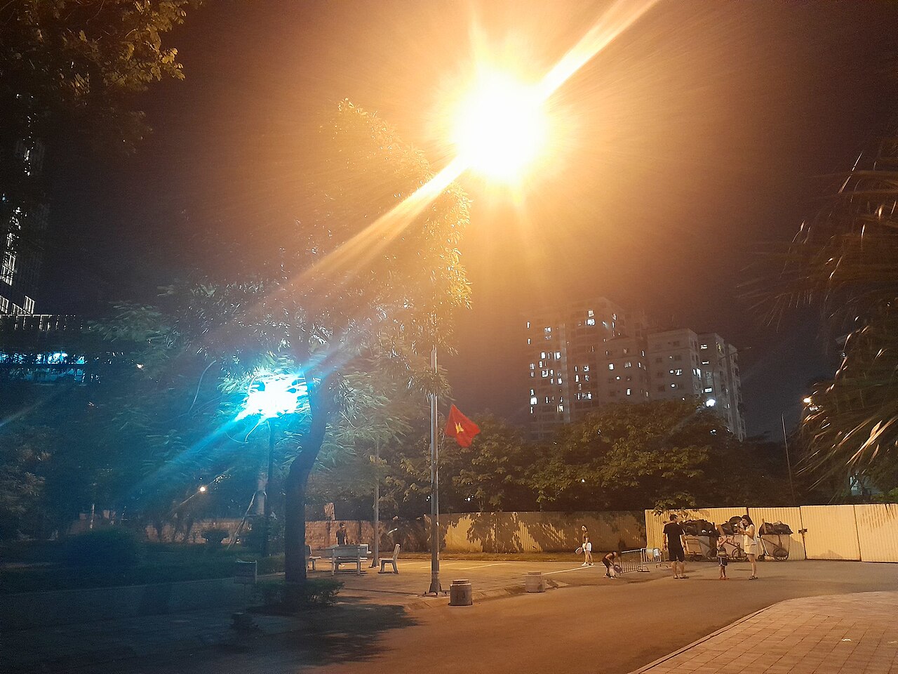 Hôn nhân & gia đình