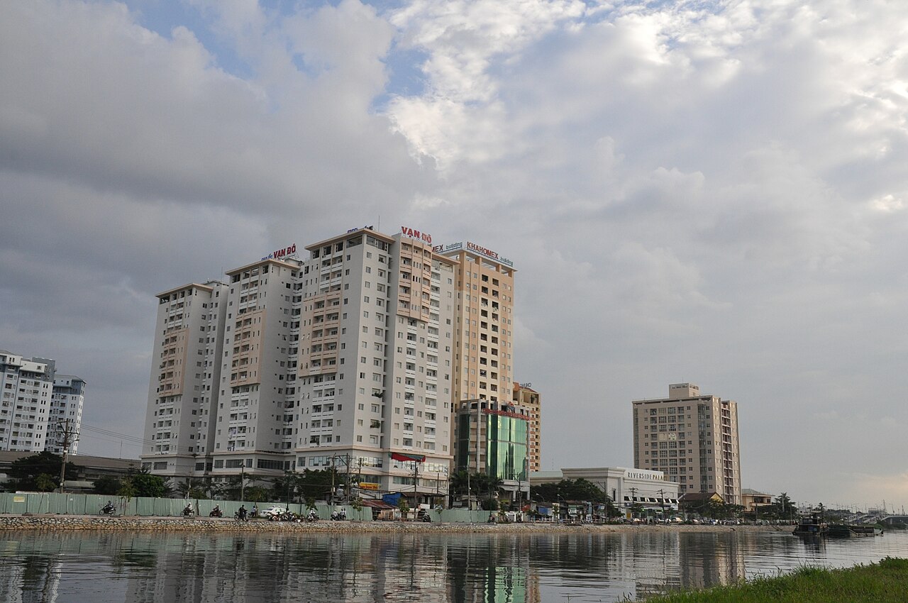 Đất đai & nhà ở